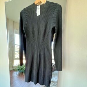 HOLLISTER Black Mockneck Sweater Dress w/ Curve Enhancing Knit Pattern. XL, NWT